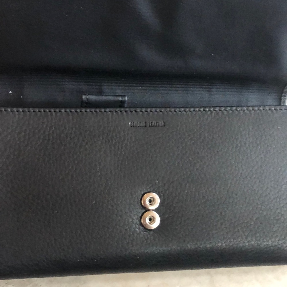 ‼️SOLD‼️ NWT ROLFS Genuine Leather Wallet - Picture 5 of 5